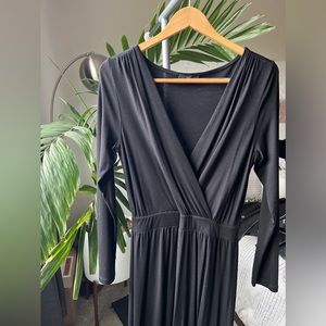 Tart black women’s size medium long sleeved maxi dress